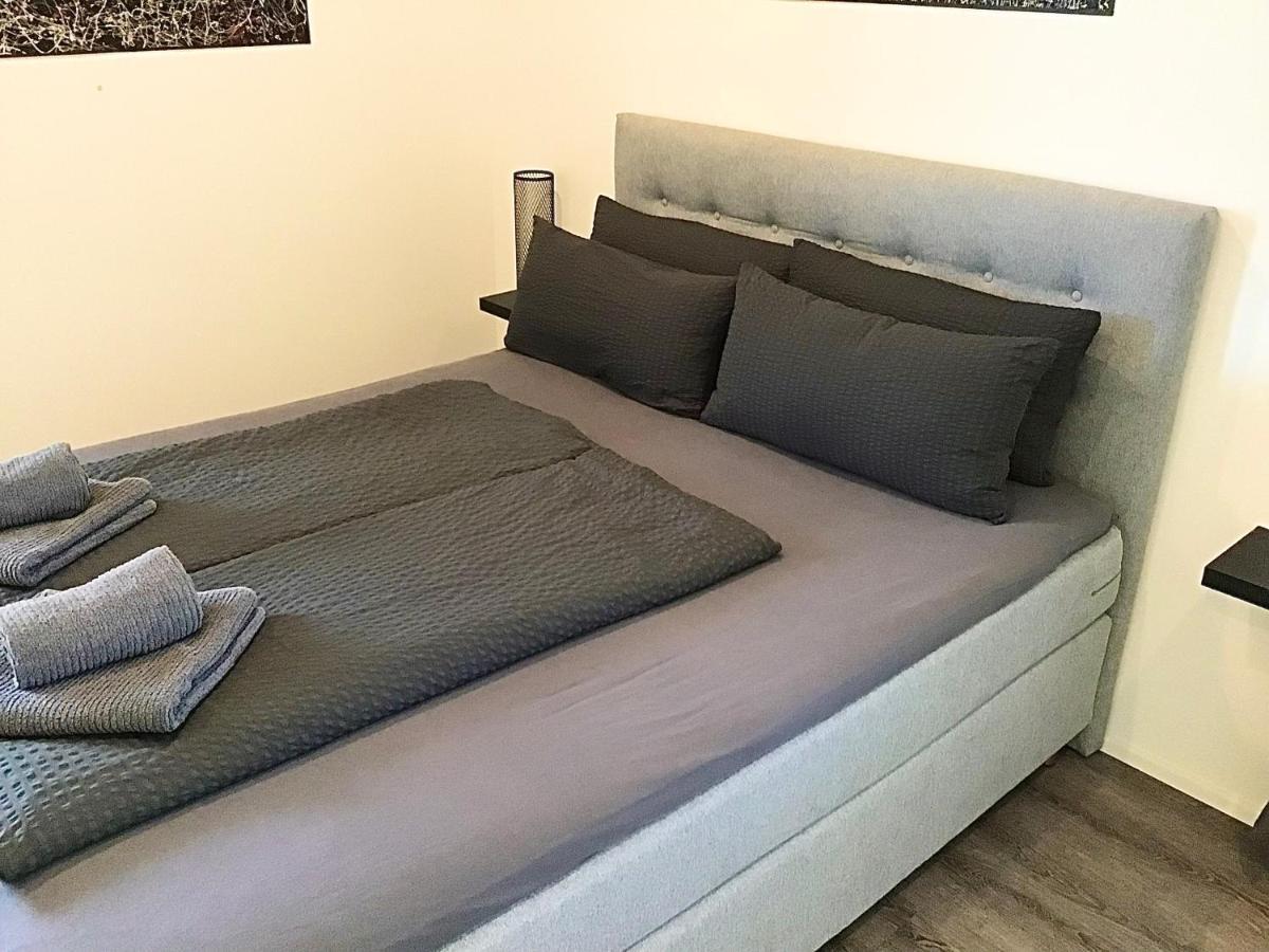 Ferienwohnung Roxana - Am Bodensee ฟรีดริชส์ฮาเฟน ภายนอก รูปภาพ